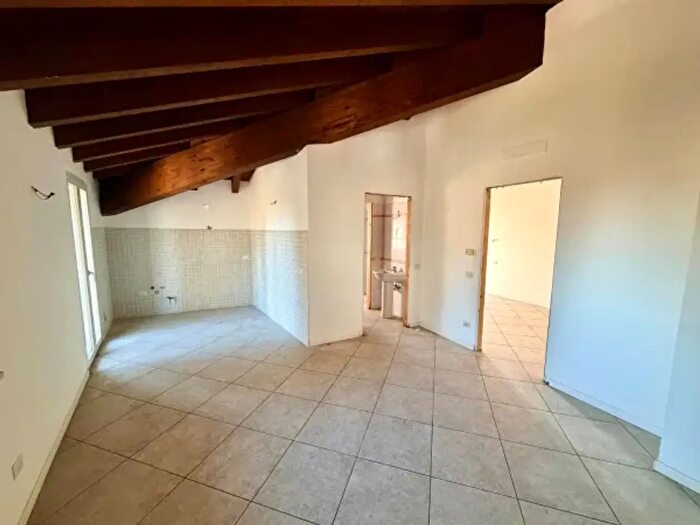 Appartamento bilocale in vendita in Via Roma, Gragnano Trebbiense