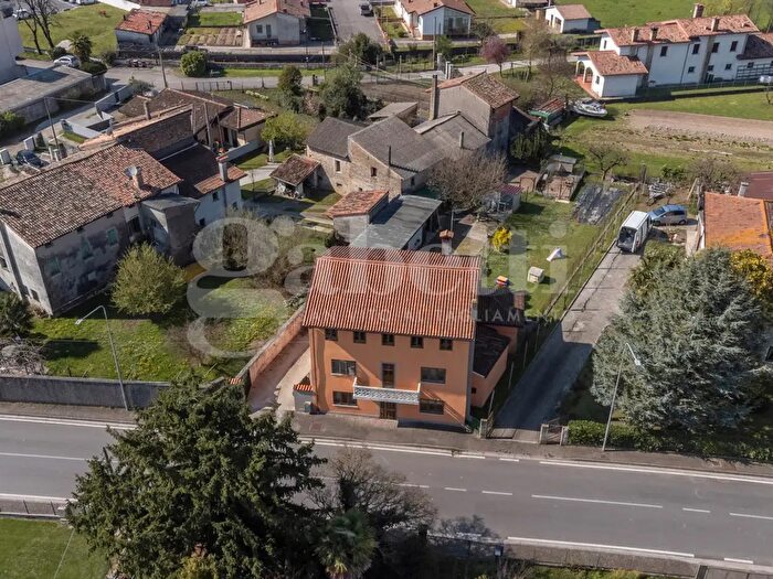 Casa con 11 locali in vendita in Via San Paolo, Morsano Al Tagliamento