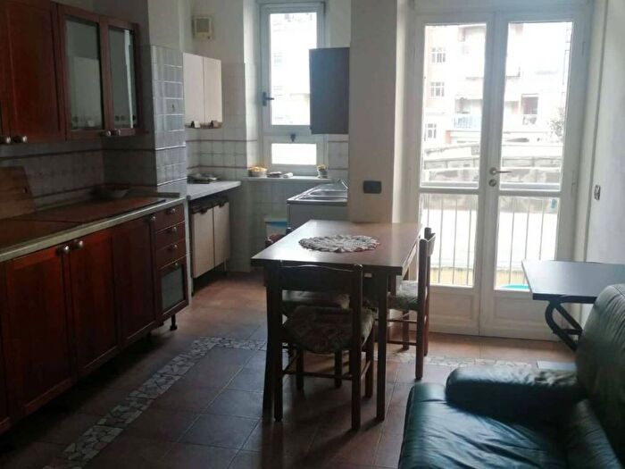 Appartamento trilocale in affitto in Via Monginevro, Pozzo Strada, Torino
