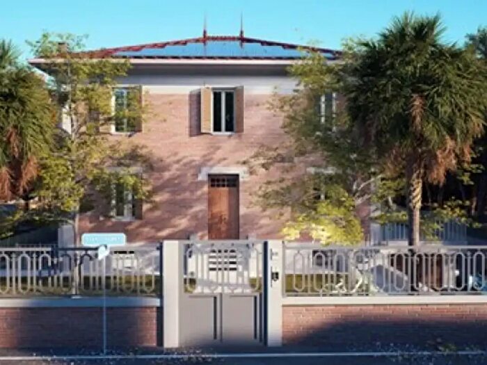 Appartamento trilocale in vendita in Via Carlo Goldoni, Imola