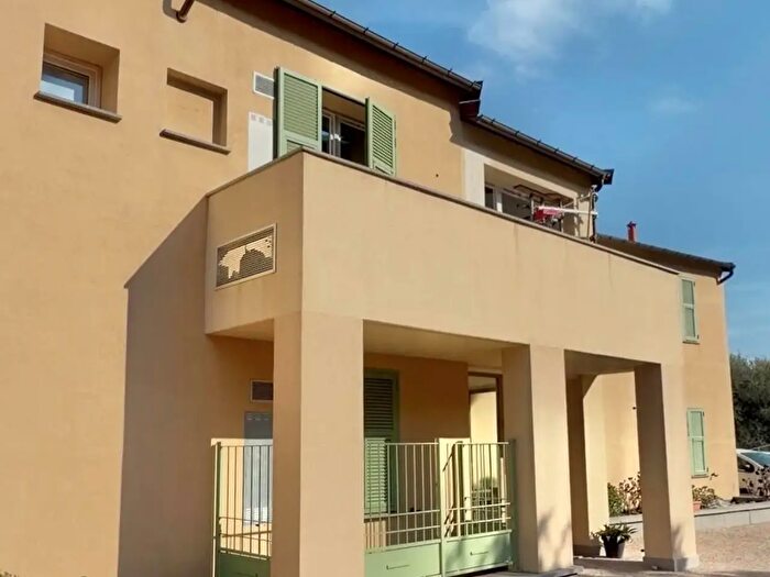 Appartamento trilocale in vendita in Imperia