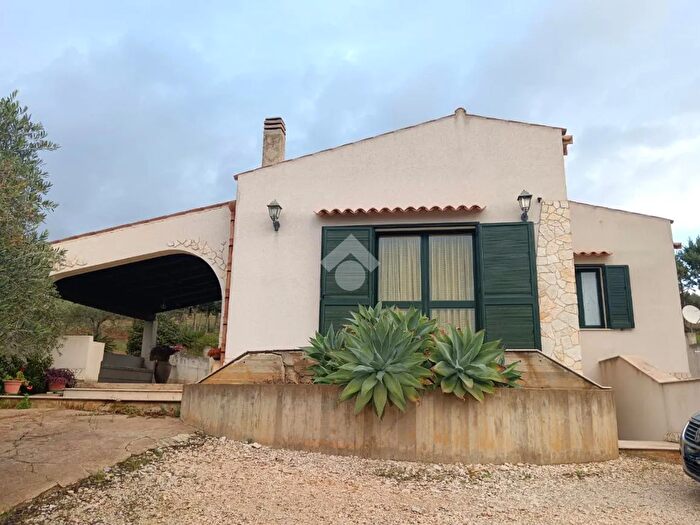 Casa quadrilocale in vendita in Via Libertà, Paceco