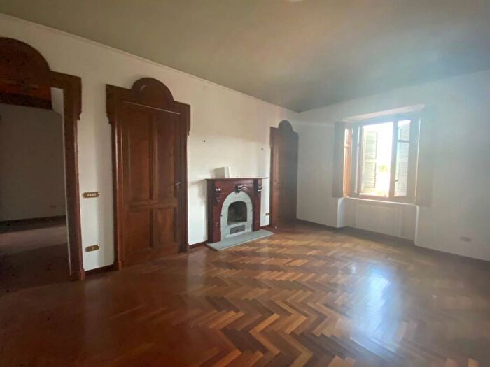 Appartamento quadrilocale in affitto in Corso Cento Cannoni, Piazza Genova, Alessandria