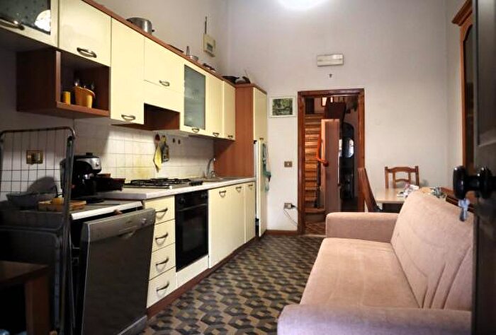 Appartamento quadrilocale in vendita in Via Molin dei Frati, Vinci