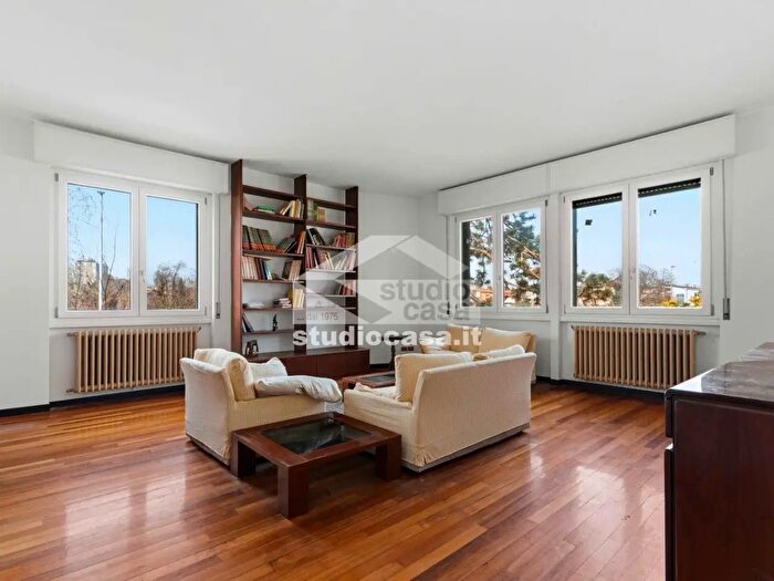 Appartamento trilocale in vendita in Via Modigliani, Muggiò