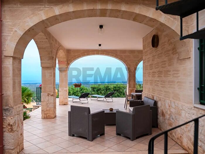 Casa con 5 locali in vendita in Contrada Gravinella Snc, Fasano