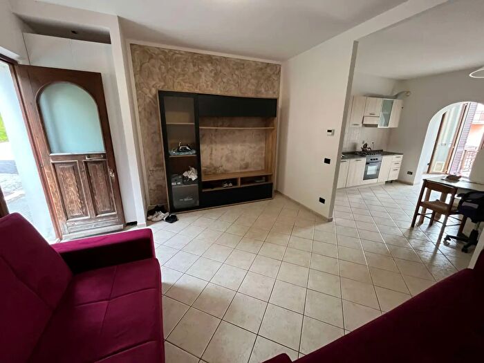 Appartamento quadrilocale in vendita in Via Piana, Loreto