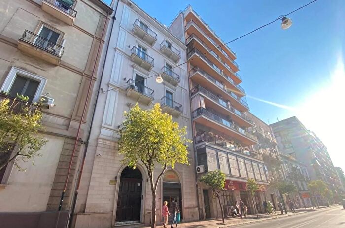 Appartamento quadrilocale in vendita in Via Principe Amedeo Borgo Taranto Taranto, Taranto