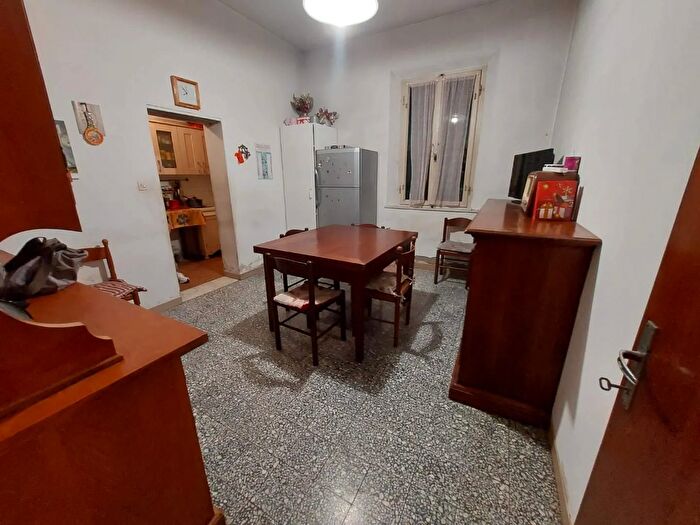 Appartamento quadrilocale in vendita in Via della Pietra Cascina, Cascina