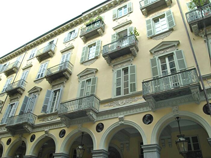 Casa bilocale in affitto in Via Giuseppe Pomba, Via Roma, Torino