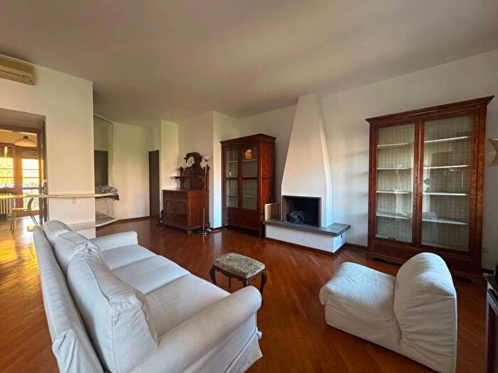 Appartamento quadrilocale in affitto in Milano, Milano