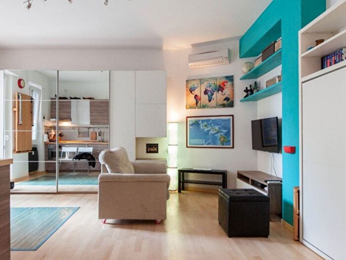 Appartamento monolocale in affitto in Viale Lunigiana, Centrale, Milano