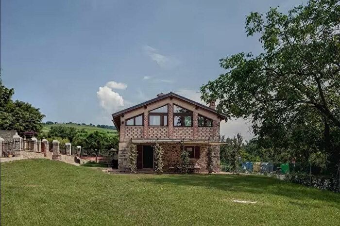 Casa trilocale in affitto in Strada Provinciale Val di Sambro, Monzuno