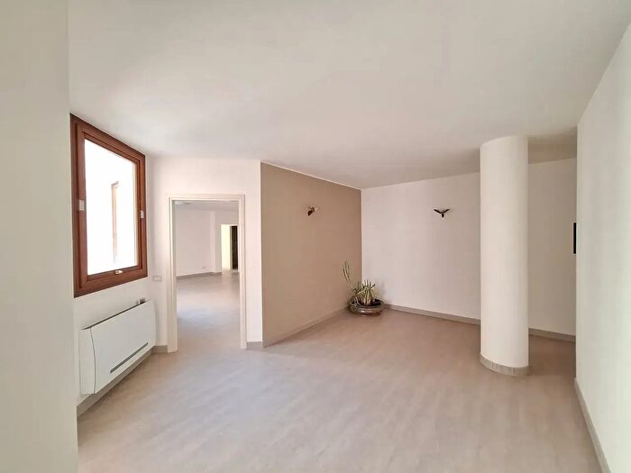 Appartamento quadrilocale in vendita in Via Torquato Fraccon, Rovigo