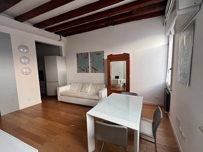 Appartamento trilocale in affitto in Castello, Arsenale Giardini della Biennale, Venezia