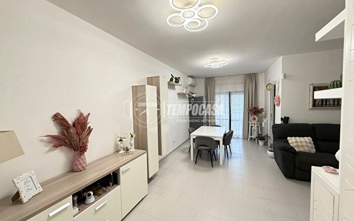 Appartamento trilocale in vendita in Bracciano