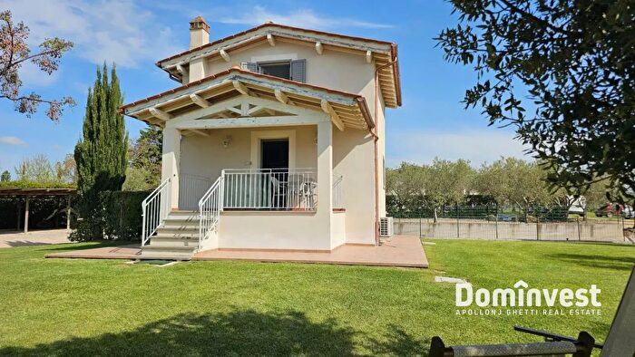 Casa con 5 locali in affitto in Strada Poggio Cavallucciaro, Montalto Di Castro