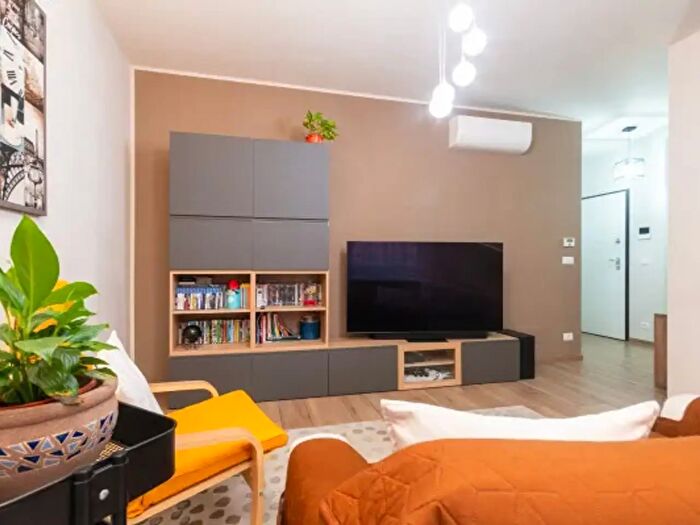Appartamento trilocale in vendita in Via Bergamo, Torino