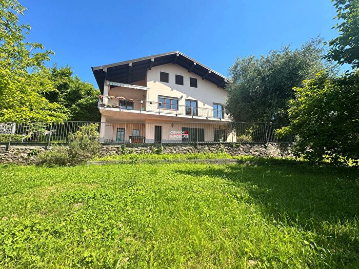 Casa con 6 locali in vendita in Via Nuova Intra Premeno, Arizzano