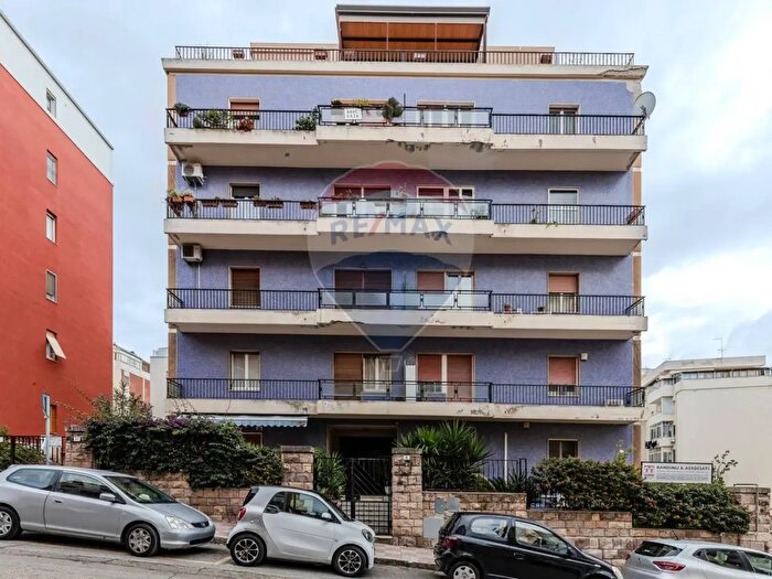 Appartamento con 5 locali in vendita in Cagliari