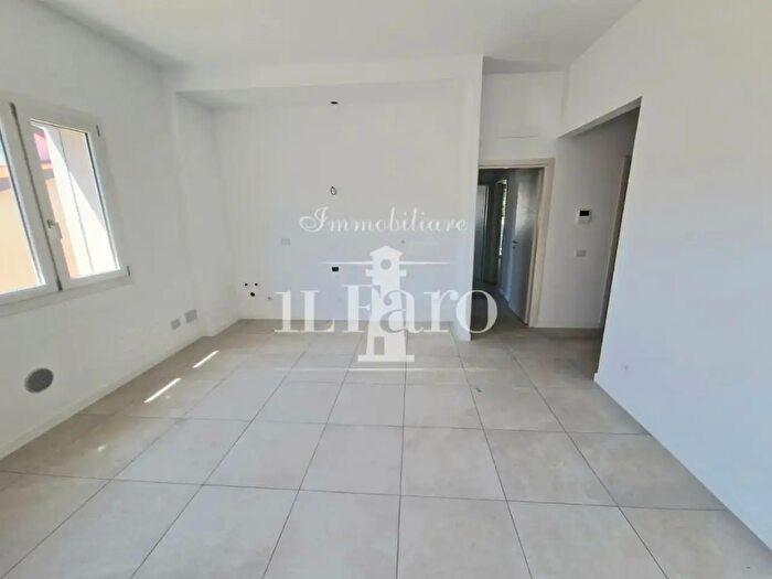 Appartamento quadrilocale in vendita in Elle Viole, Campi Bisenzio
