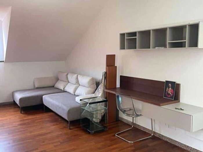 Appartamento bilocale in affitto in Via dei Bossi, Duomo, Milano