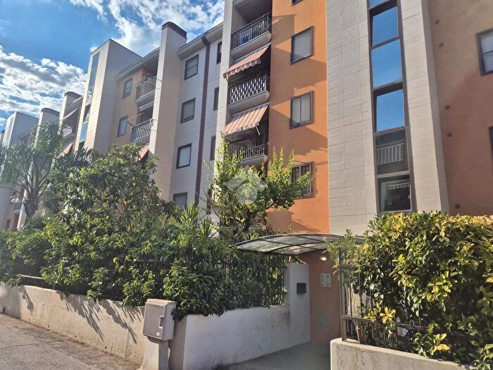 Appartamento quadrilocale in vendita in Via Annino Gentile, Foggia