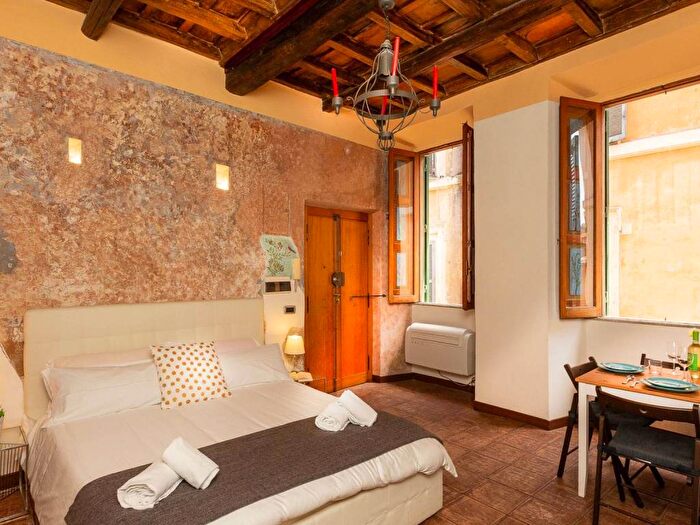 Appartamento bilocale in affitto in Via di Santa Bonosa, Trastevere, Roma