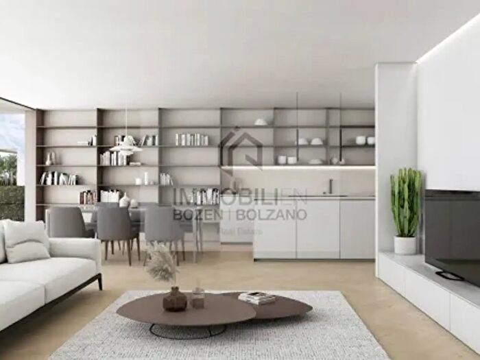 Appartamento trilocale in vendita in Strada Madonna del Riposo, Appiano Sulla Strada Del Vino