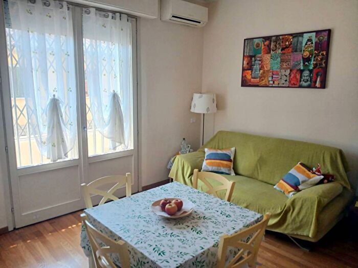 Appartamento trilocale in affitto in Legnaia San Quirico Monticelli, Firenze