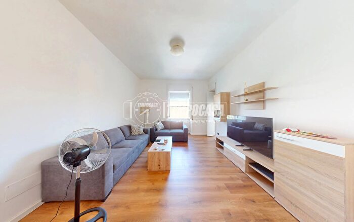 Appartamento trilocale in vendita in Via Po, Lecce