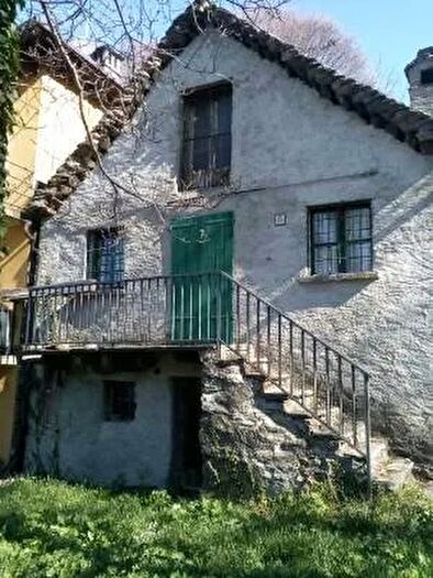 Casa quadrilocale in vendita in Craveggia, Craveggia