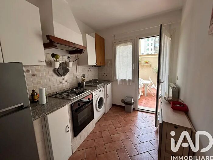 Appartamento trilocale in affitto in Viale Francesco Redi, Firenze