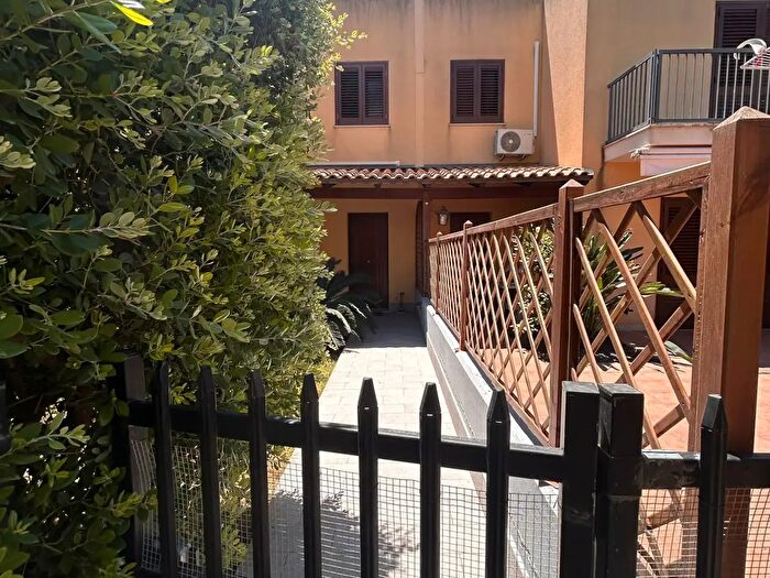 Casa quadrilocale in vendita in Via della Cooperazione, Erice