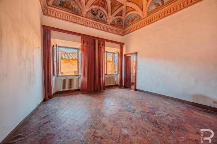 Appartamento quadrilocale in vendita in Via Ricciarelli, Volterra