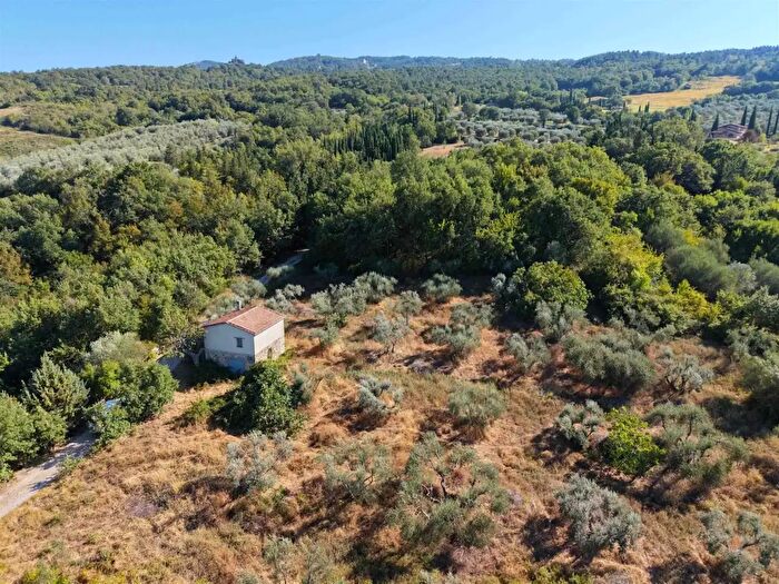 Casa trilocale in vendita in Castiglione D'Orcia