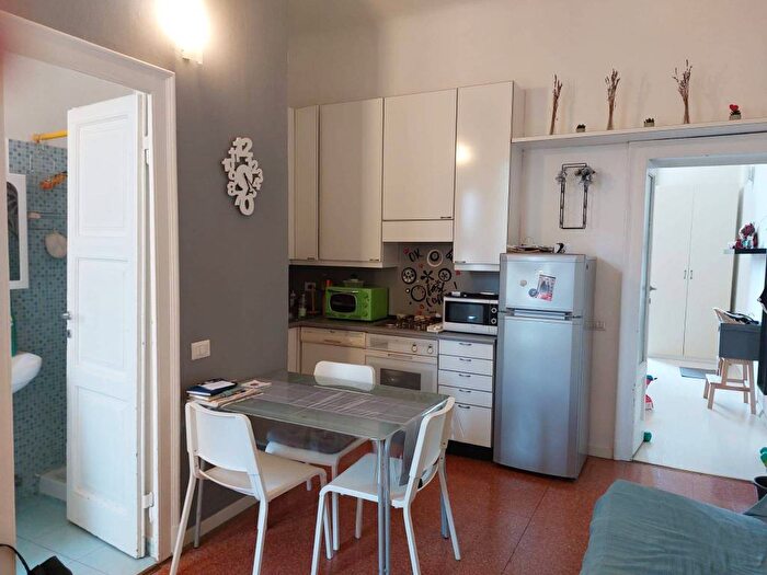 Appartamento bilocale in affitto in Via Pietro Borsieri, Isola, Milano