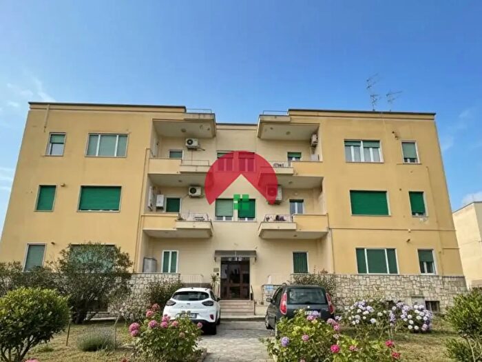 Appartamento quadrilocale in vendita in Via Lupo Protospata, Matera