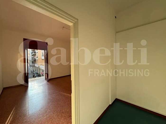Appartamento con 7 locali in vendita in Campania, Lecce