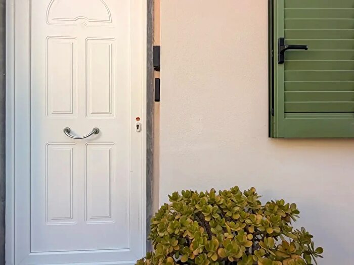 Casa con 5 locali in vendita in Via del Rio, Viareggio