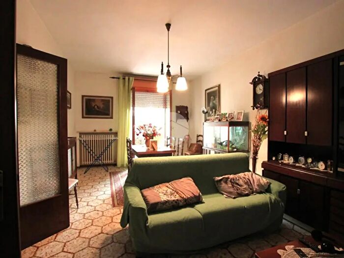 Appartamento trilocale in vendita in Quartiere Corea, Fidenza