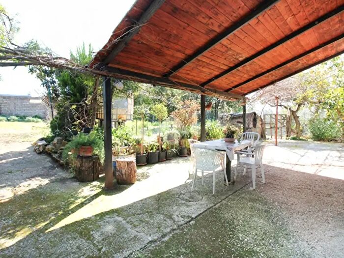 Casa trilocale in vendita in Casino Vezzani, Crecchio