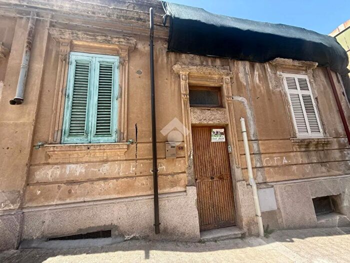 Appartamento bilocale in vendita in Via Vecchia Cimitero, Reggio Calabria