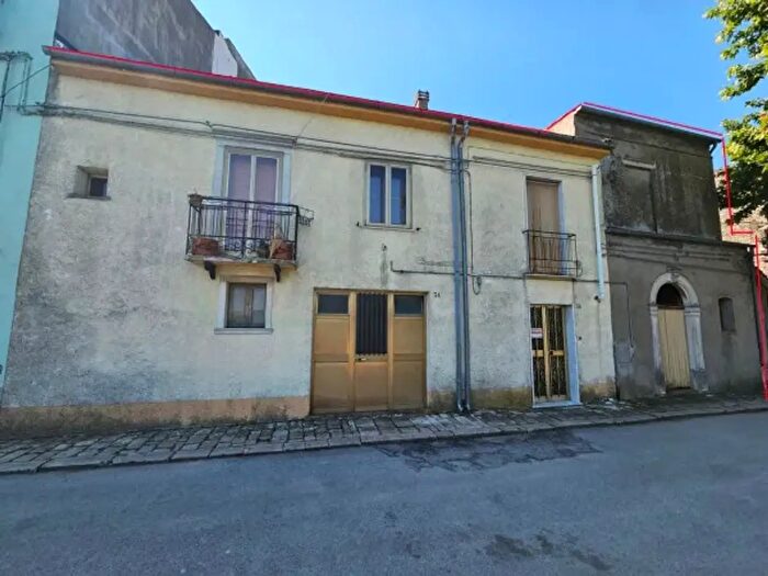 Casa con 5 locali in vendita in Via Fontana, Acquaviva Collecroce