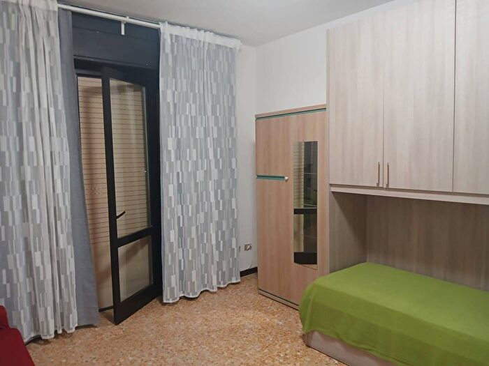 Appartamento bilocale in affitto in Via Innocenzo Isimbardi, Cermenate Abbiategrasso, Milano