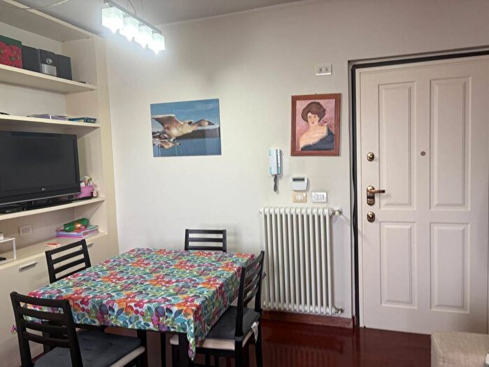 Appartamento bilocale in affitto in Via Novembre, Ravello Villastanza Villapia, Parabiago