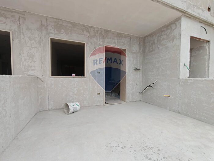 Casa bilocale in vendita in Via Francia, Manfredonia