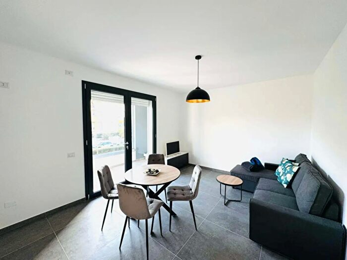 Appartamento monolocale in affitto in Via Italia, Quartu SantElena