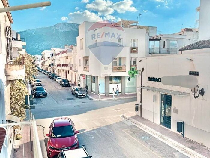 Appartamento bilocale in affitto in Via Padre Cataldo, Centro, Terrasini