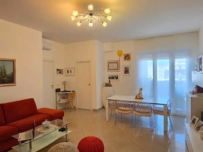 Appartamento trilocale in vendita in Via Foggia, Ostuni